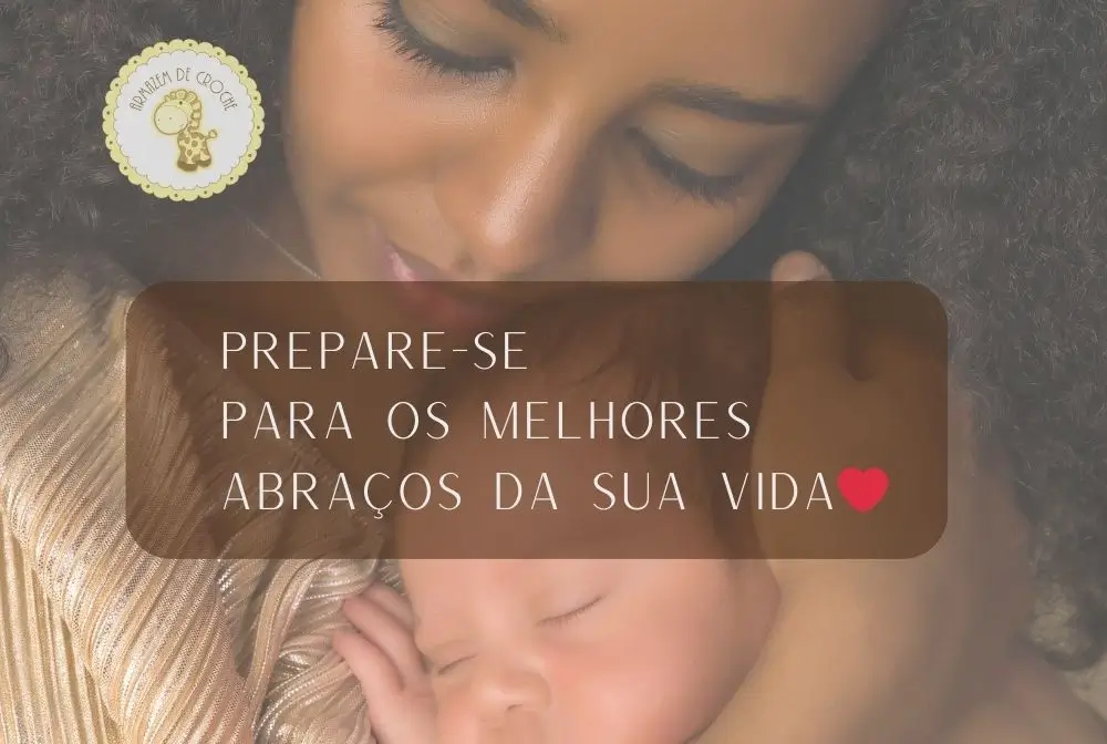 imagem de mulher e bebe abraçados